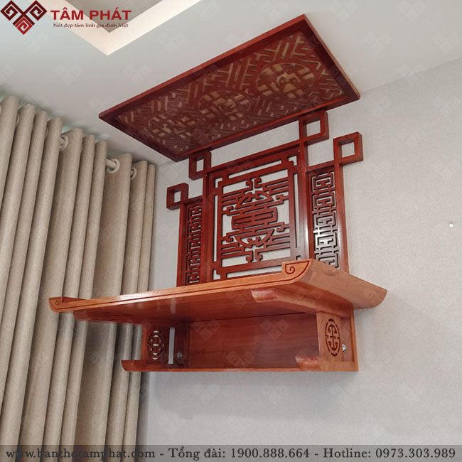 Ban-tho-treo-go-huong-da-cao-cap-2
